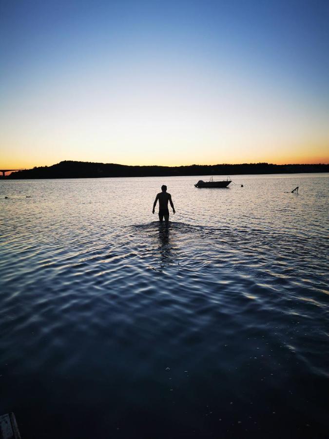 Surfviken Glamping And B&B Stenungsund Exteriör bild