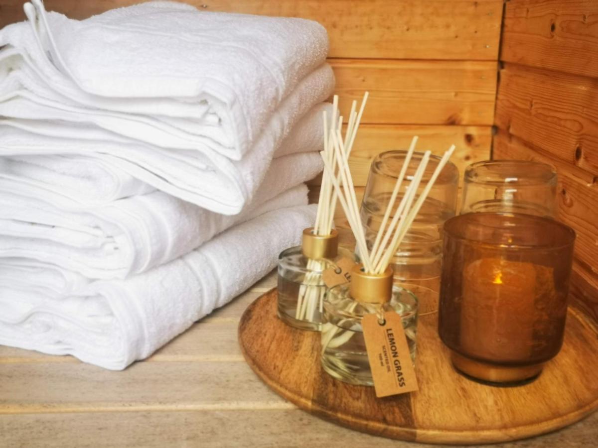 Surfviken Glamping And B&B Stenungsund Exteriör bild