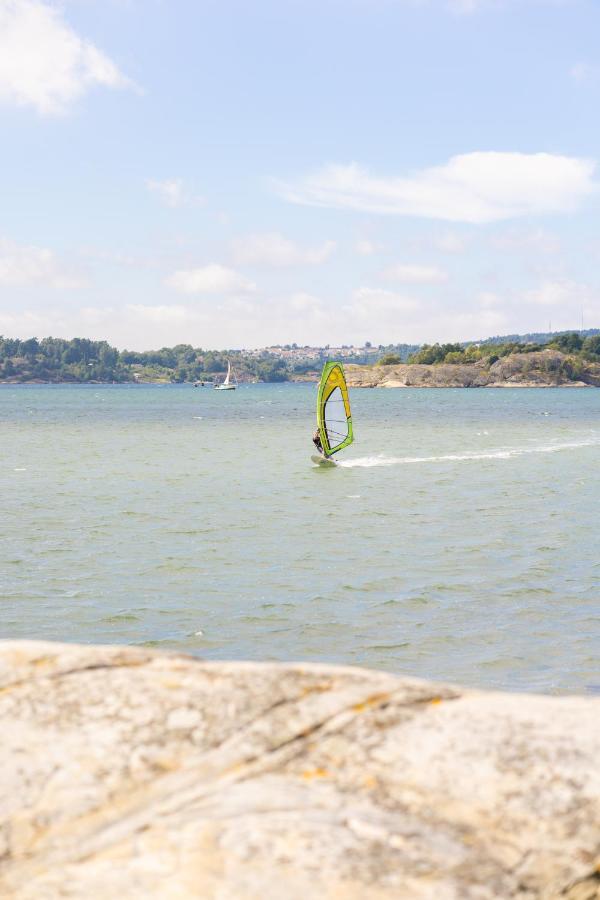 Surfviken Glamping And B&B Stenungsund Exteriör bild